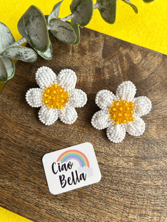 White Daisy Stud Handmade Beaded Flower Earrings