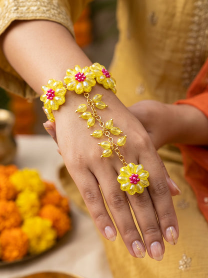 Sparkling Yellow Pink Daisy Handmade Beaded Hathphool (Single Hand)