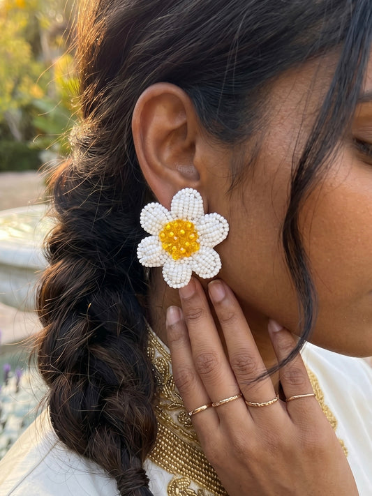White Daisy Stud Handmade Beaded Flower Earrings