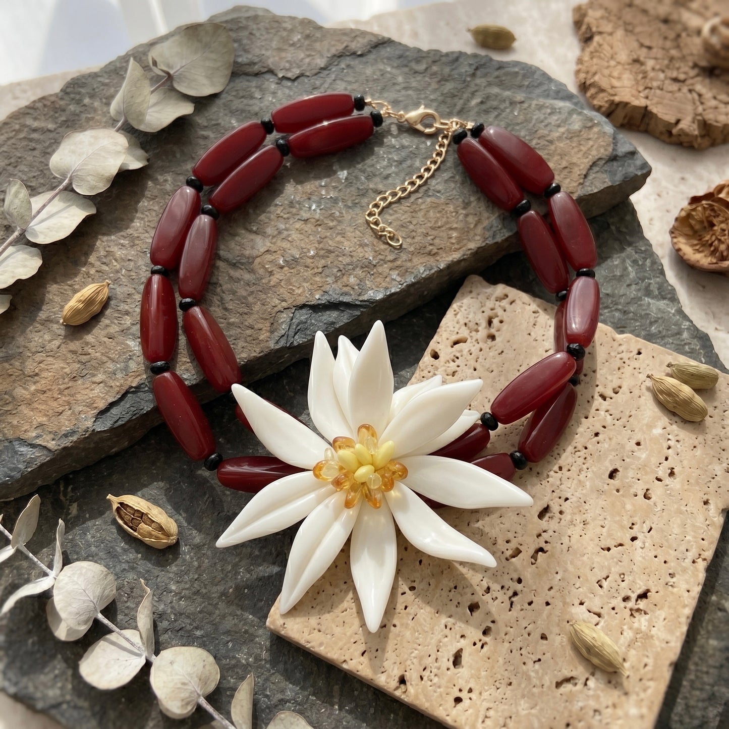 Sweet Flower Resin Red Handmade Beaded Necklace